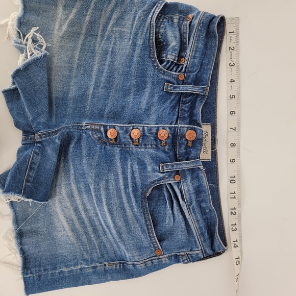 High-Rise Denim Boyshorts. Button-Through Edition - Picture 9 of 10